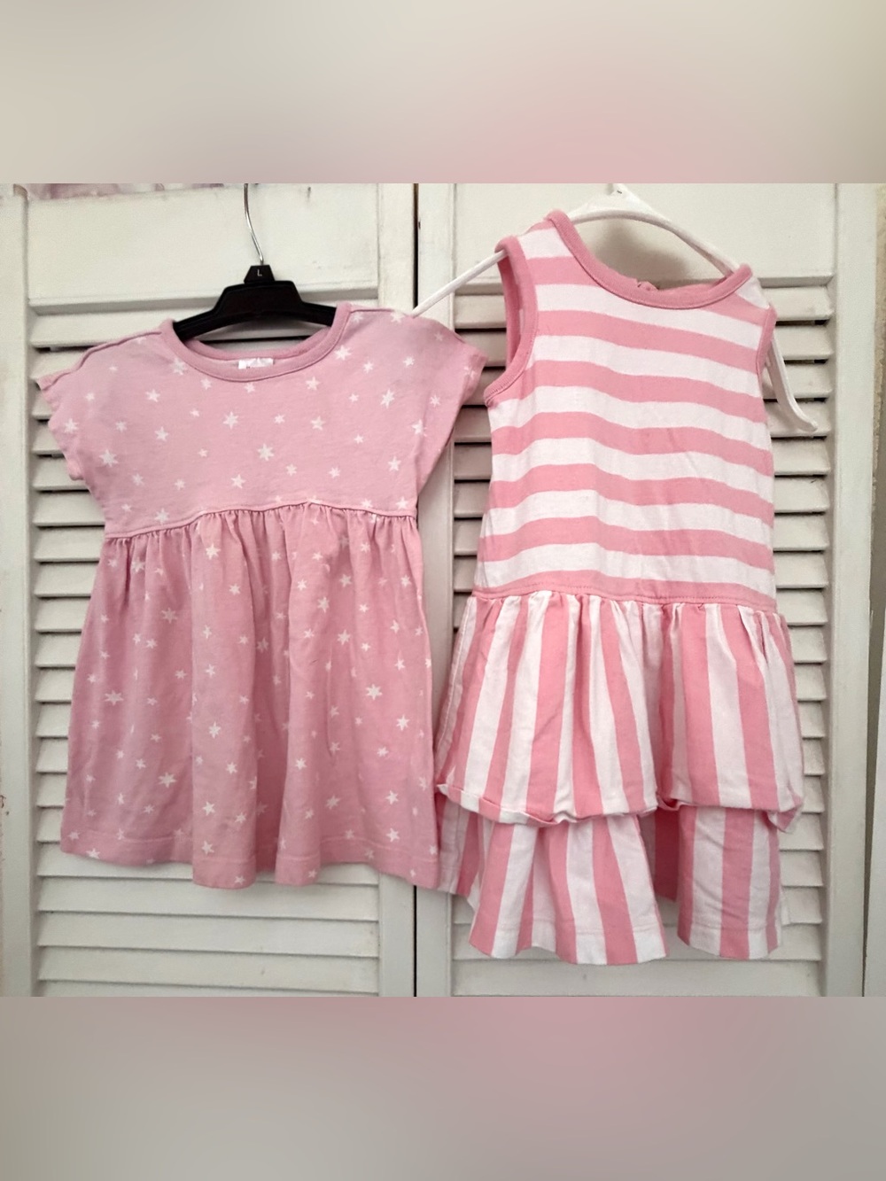 Hanna Andersson Bundle of 2 dresses pink, stars, ruffles perfect for summer!